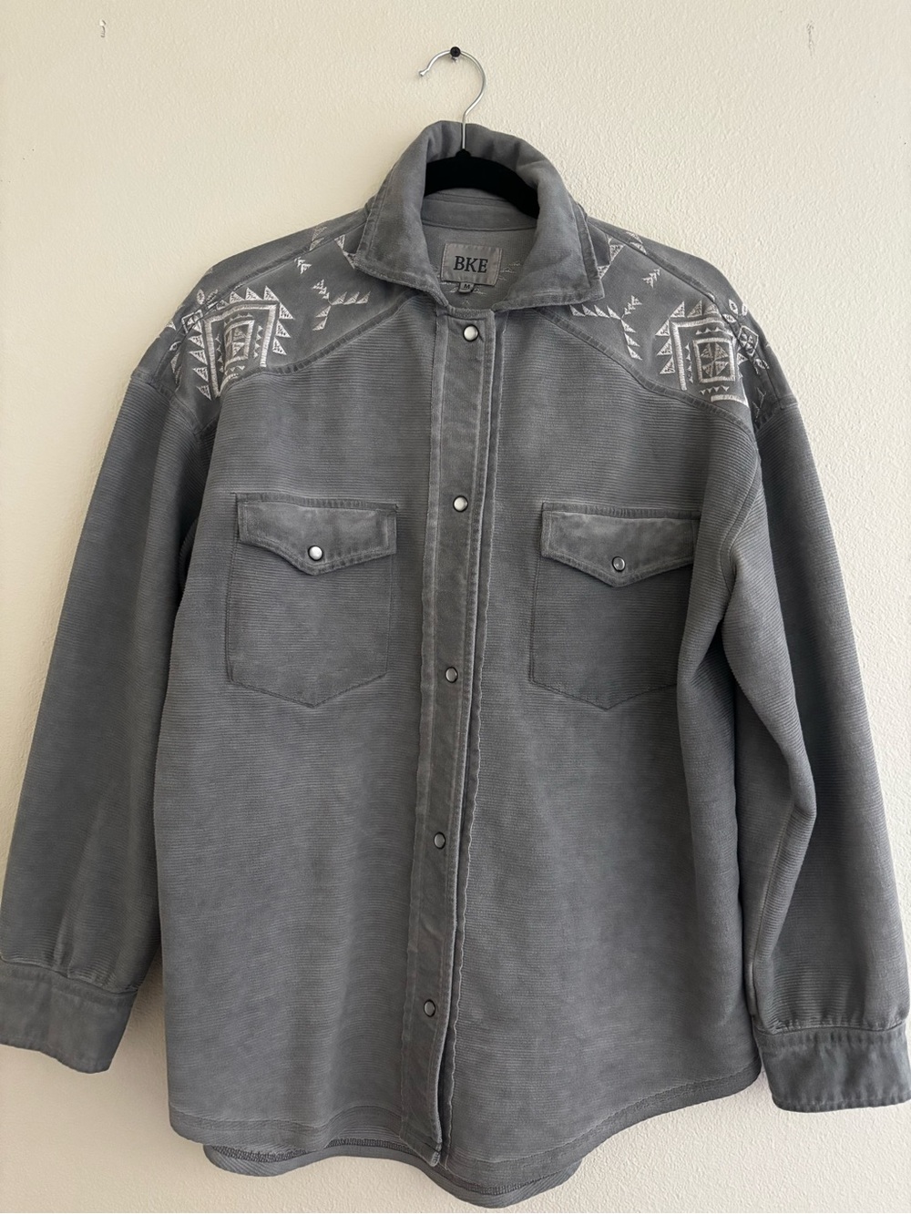 BKE Gray Button-Front Tribal-Embroidered Shacket